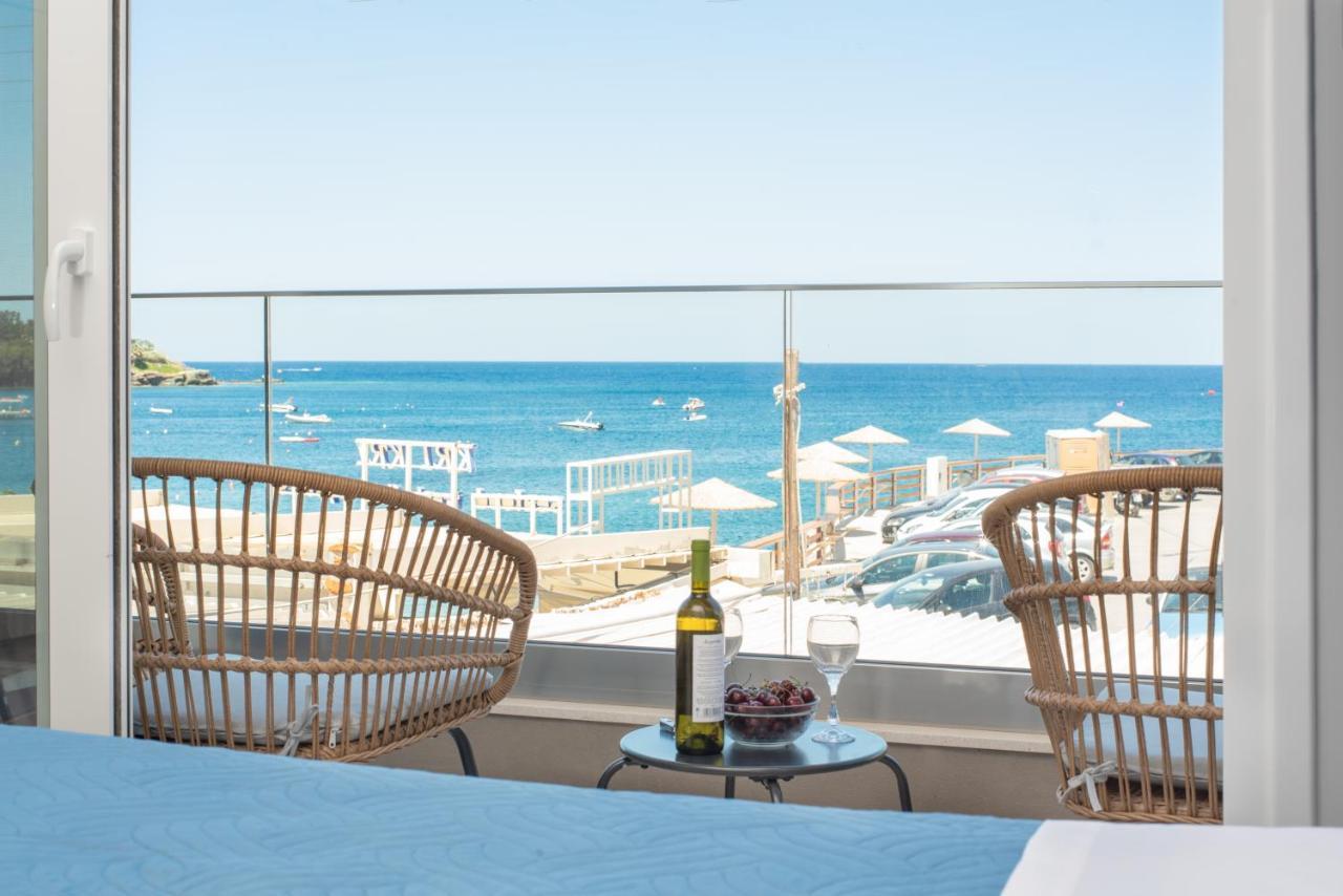 Mk Summer Breeze Luxury Apartments Agia Pelagia Exteriör bild