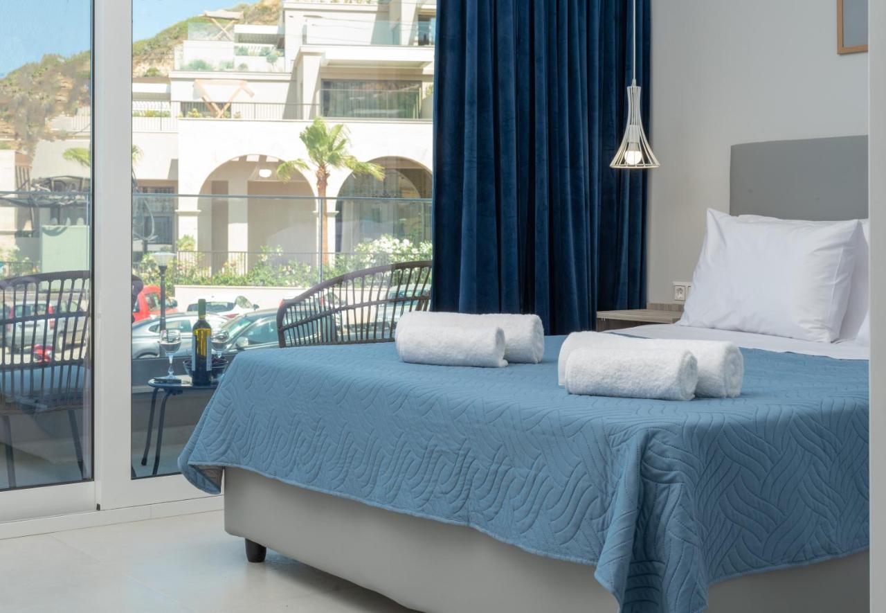 Mk Summer Breeze Luxury Apartments Agia Pelagia Exteriör bild