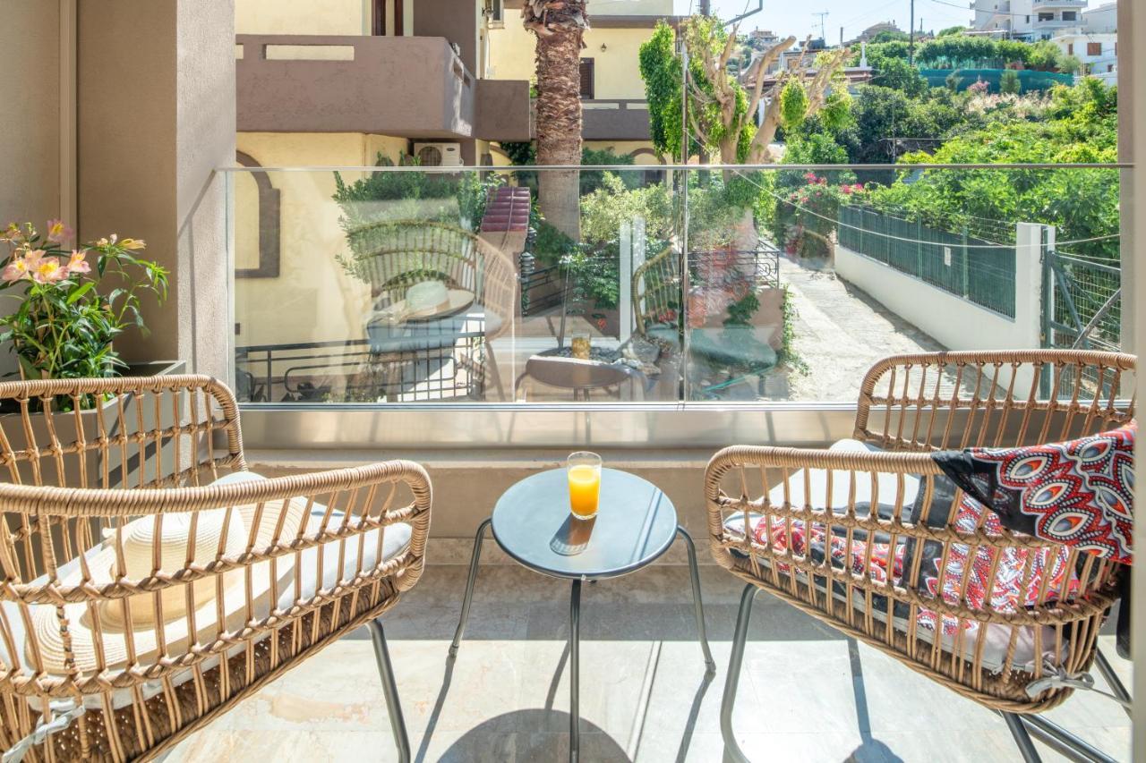Mk Summer Breeze Luxury Apartments Agia Pelagia Exteriör bild