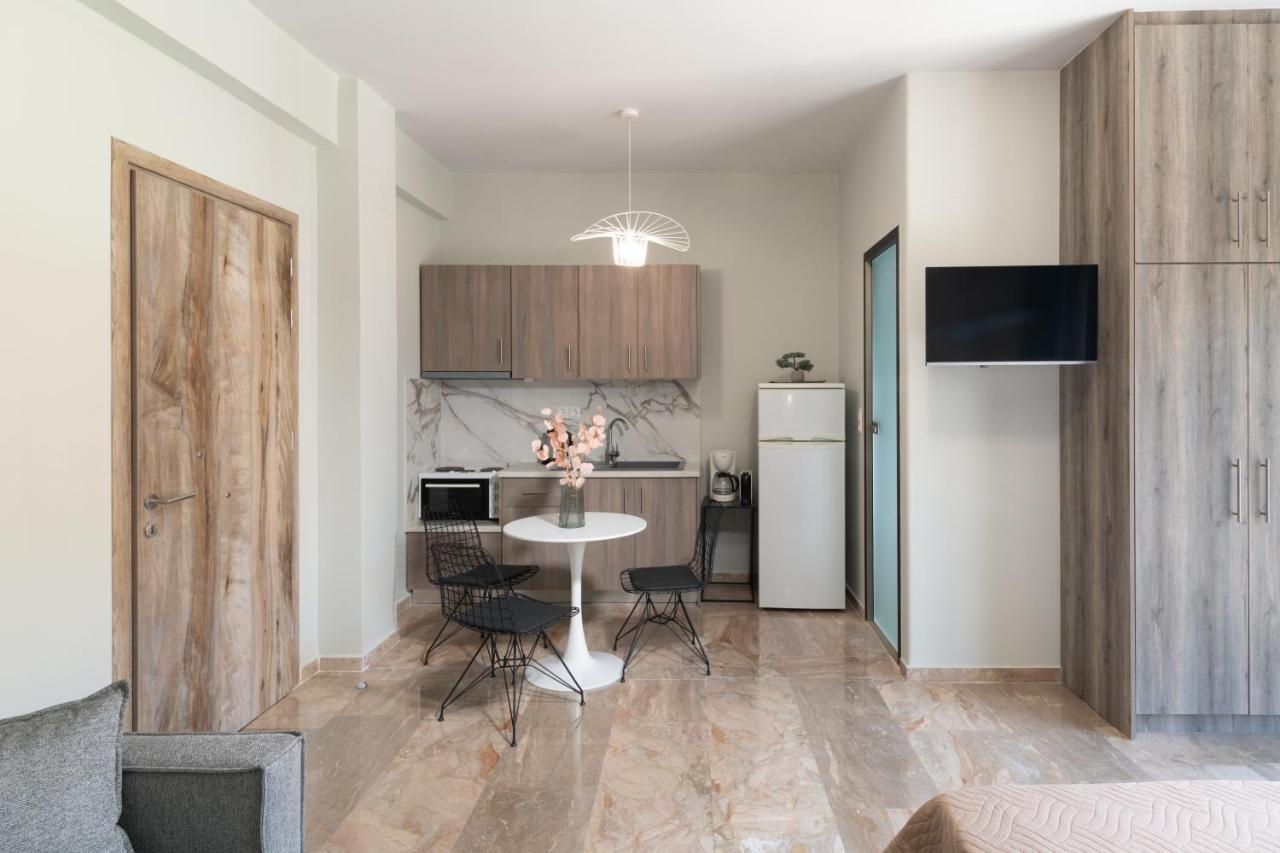 Mk Summer Breeze Luxury Apartments Agia Pelagia Exteriör bild
